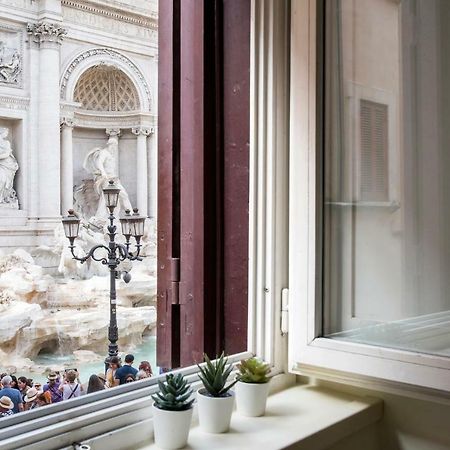 Trevinestrome - Exclusive Trevi Fountain View Apartment ภายนอก รูปภาพ