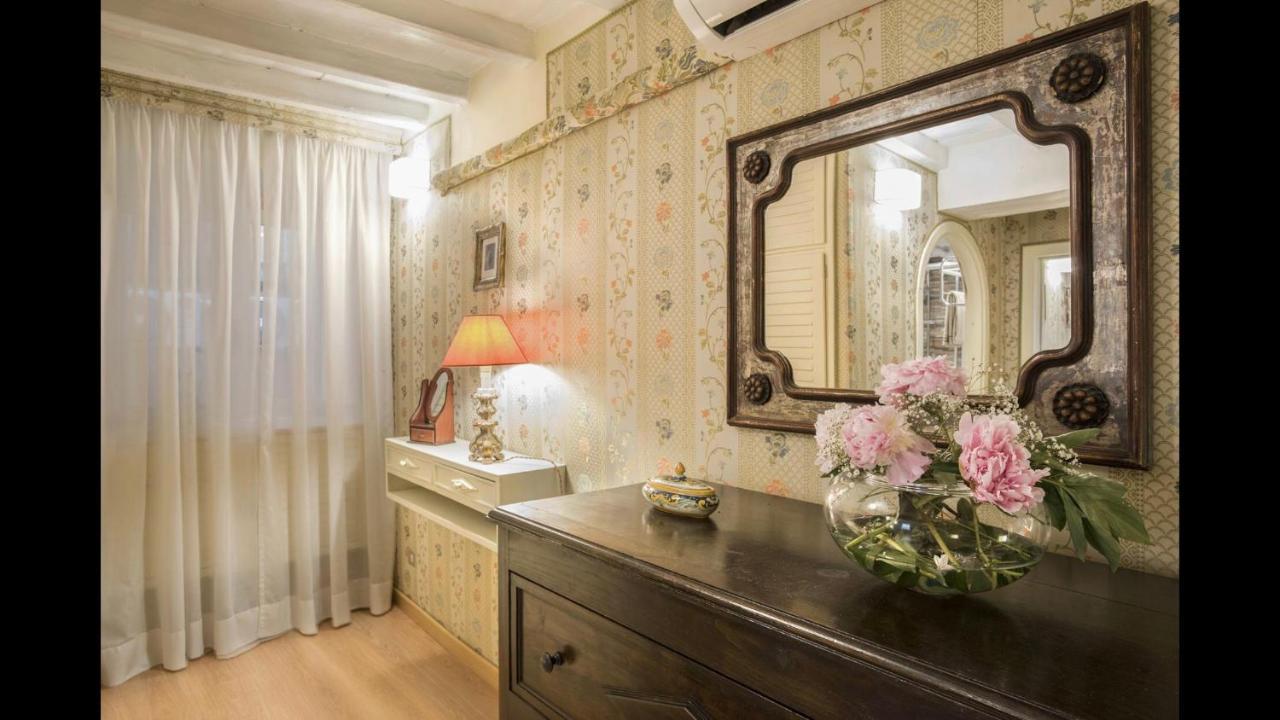 Trevinestrome - Exclusive Trevi Fountain View Apartment ภายนอก รูปภาพ