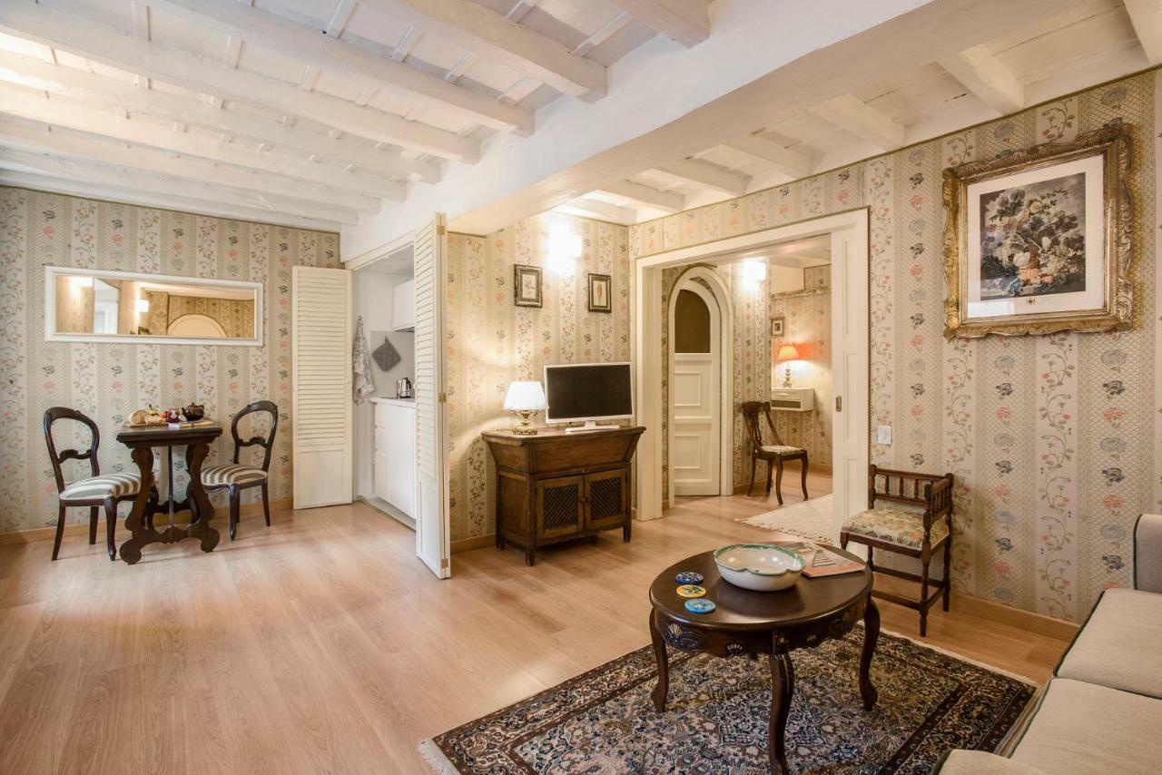 Trevinestrome - Exclusive Trevi Fountain View Apartment ภายนอก รูปภาพ