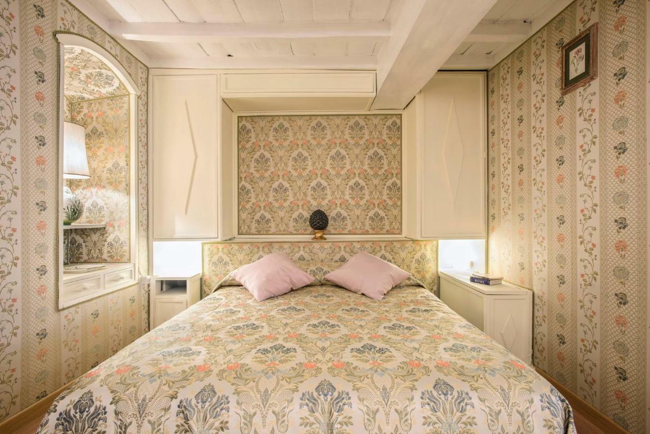Trevinestrome - Exclusive Trevi Fountain View Apartment ภายนอก รูปภาพ