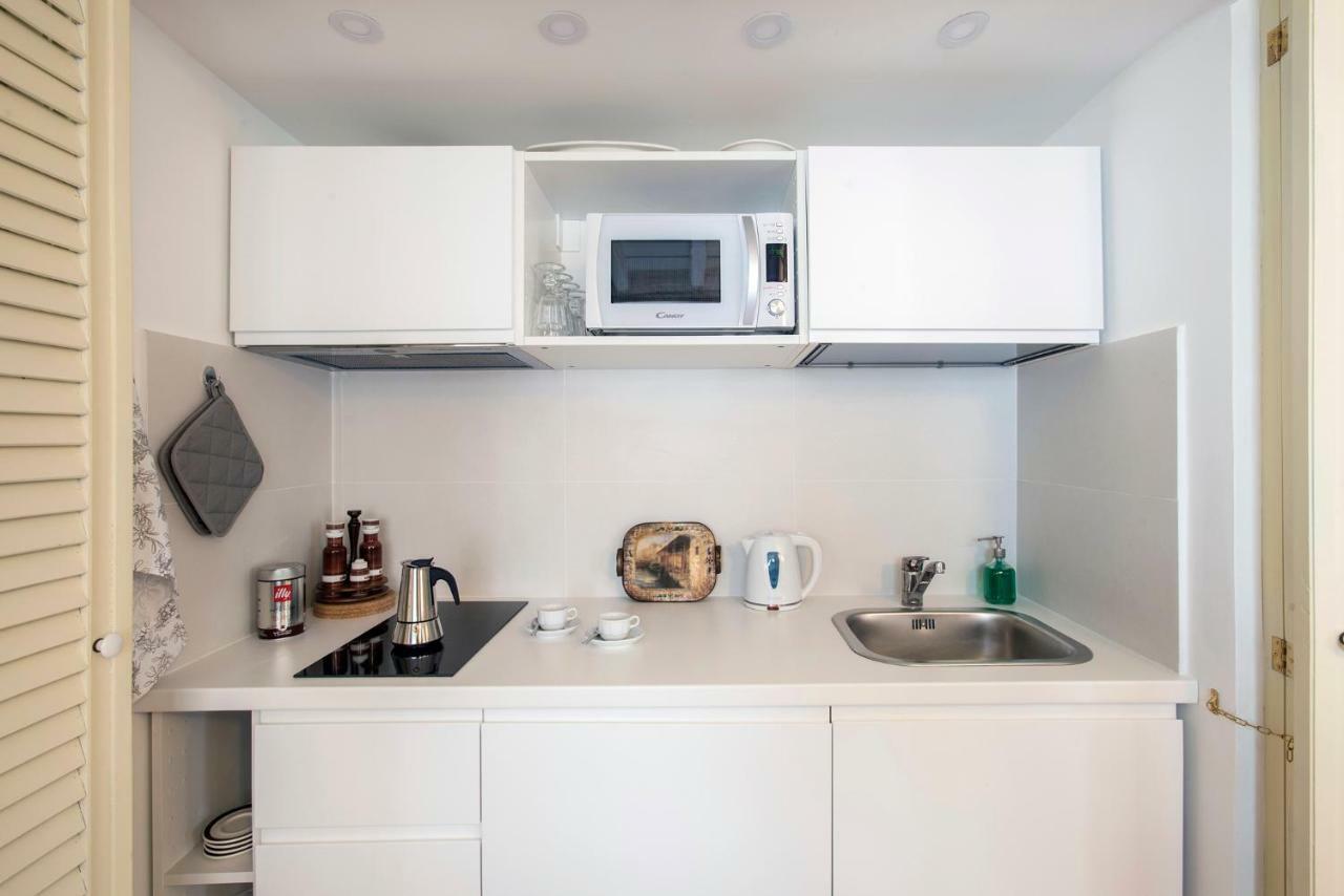 Trevinestrome - Exclusive Trevi Fountain View Apartment ภายนอก รูปภาพ