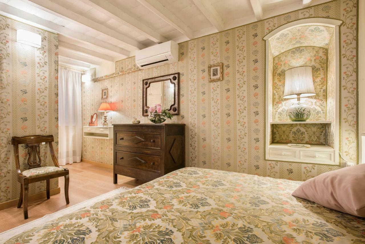 Trevinestrome - Exclusive Trevi Fountain View Apartment ภายนอก รูปภาพ